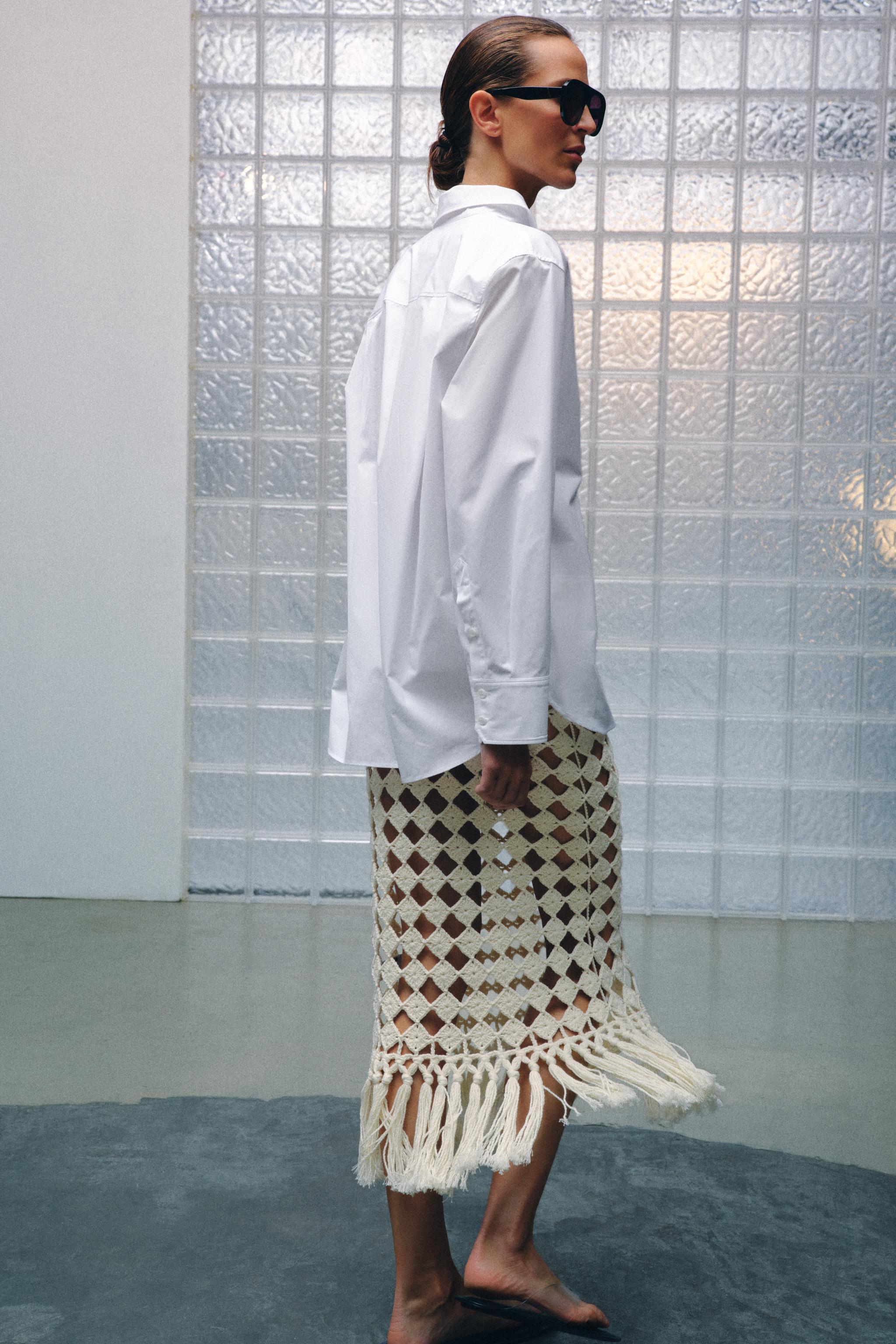 CROCHET FRINGED KNIT SKIRT